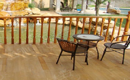 柚木地板.jpg 柚木地板.jpg